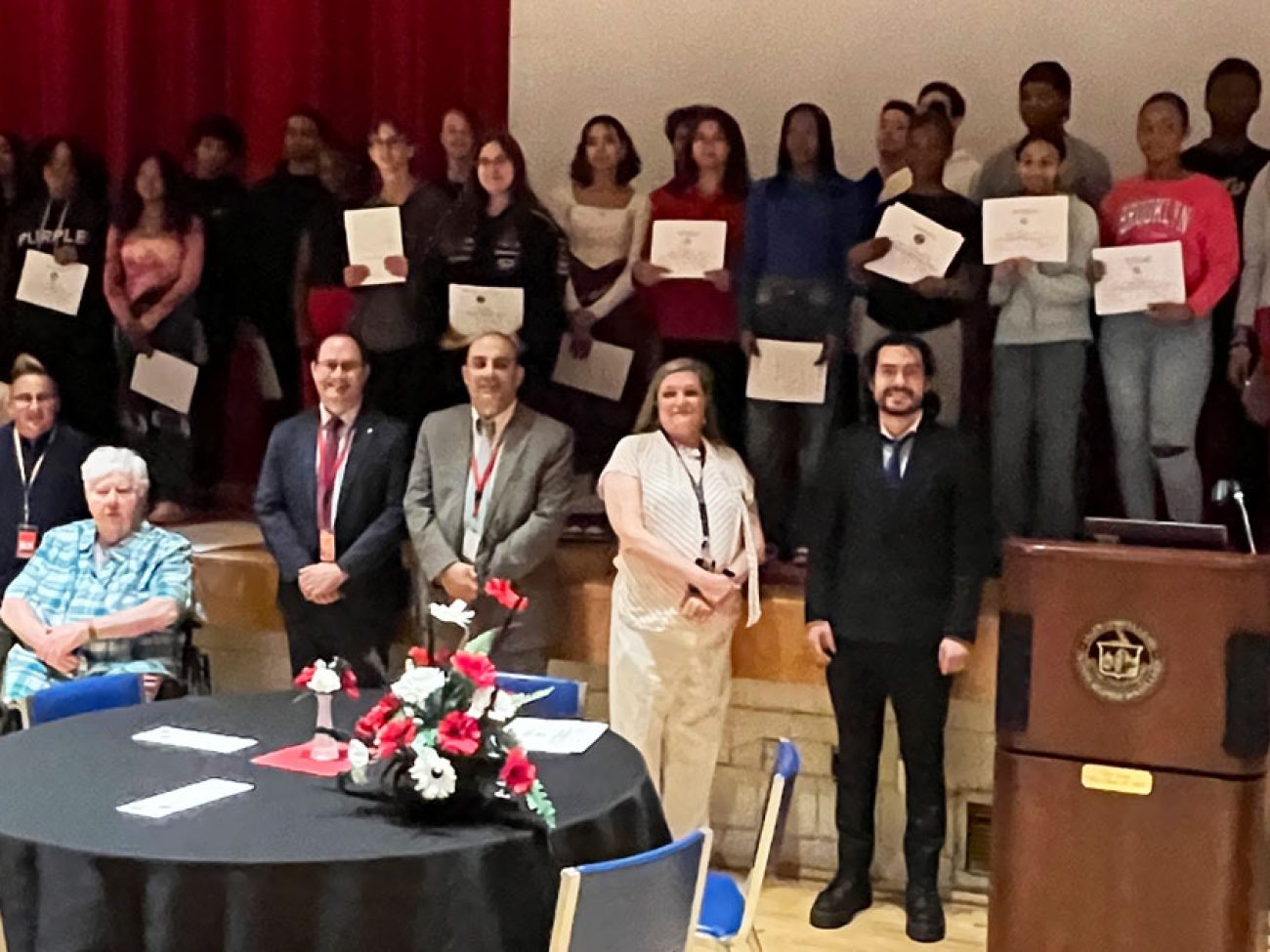 Salem Public Schools Seal of Biliteracy 2025