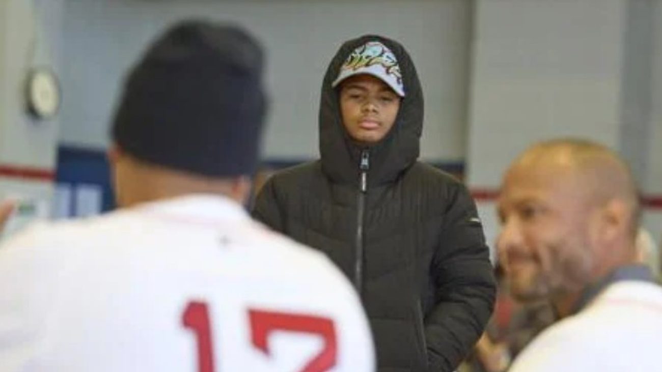 Red Sox alumni visit Collins middle school